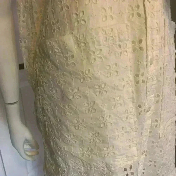 Gap - Picture 10 of 15